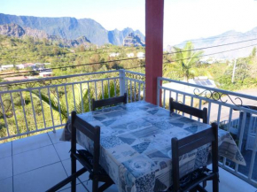 Maison cosy avec vue sur la montagne de Cilaos